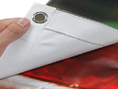 新蔡喷绘和刀刮布的工艺区别。